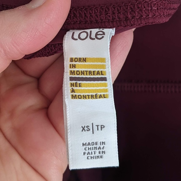 Lolë leggings with mesh panels and two pockets, unworn! XS - Picture 7 of 10